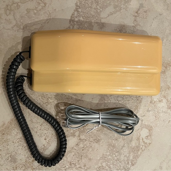 Vintage 1990 Northern Telecom Symphony Corded Phone - Picture 1 of 10